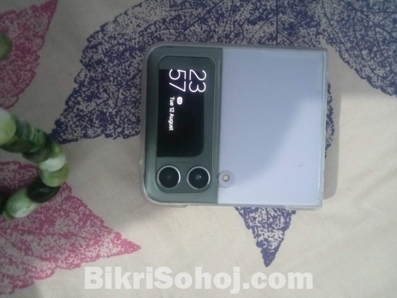 Samsung z flip 4